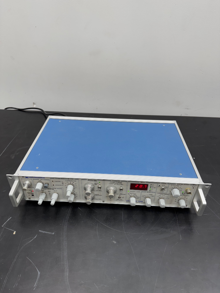 Image of Axon Instruments Axopatch 200B Integrated Patch Clamp